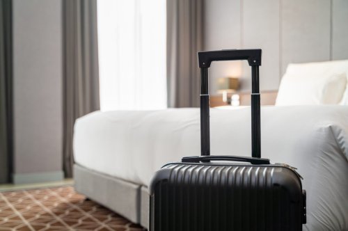 Dürfen Hotels Energiezuschläge erheben?