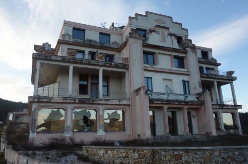 Diese Hotelruine in Portugal ist mit Abstand der gruseligste Lost Place, in dem ich je war