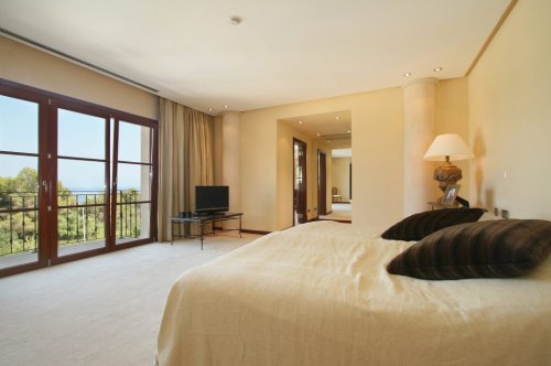 Hotels auf Mallorca müssen Hunderttausende Betten austauschen