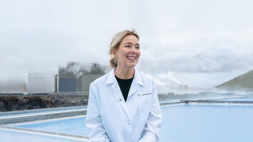 Iceland’s Chief Blue Lagoon Scientist Shares Her Cold-Weather Beauty Routine