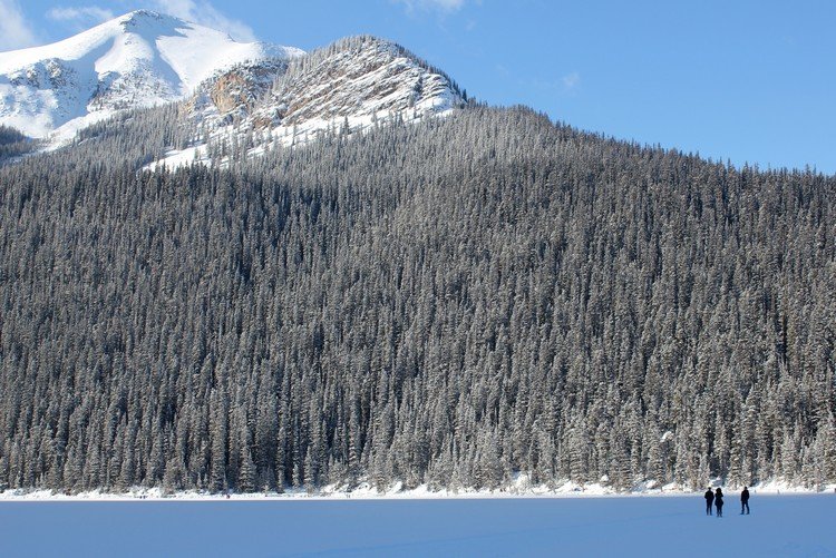 Why you should visit Banff and Lake Louise in the Canadian Rockies during the winter
