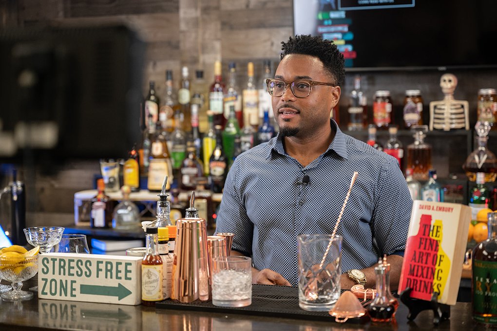 Black Bartender Hosts Show Highlighting The Spirits Industry In Smaller Towns - Travel Noire
