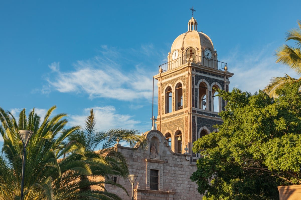 These 4 Mexico Destinations On The Baja Peninsula Are Begging For More Tourists