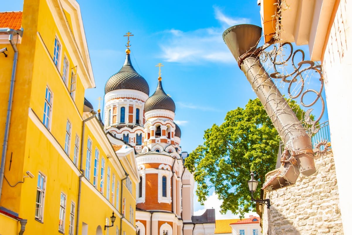 This Baltic City With 13th-Century Castles, $17 Meals, And Zero Western European Crowds Is Surging In Popularity