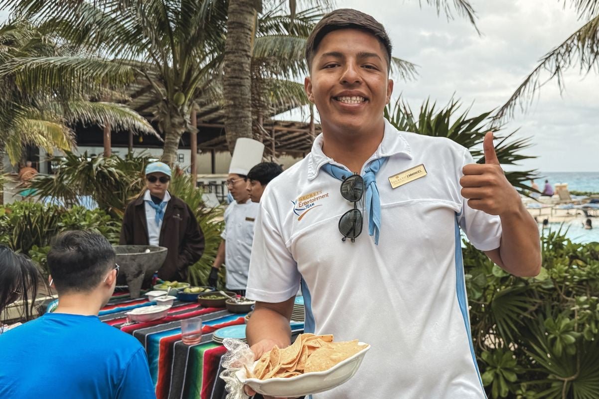 5 Things Americans Should Never Do At Mexico Resorts, According To Staff