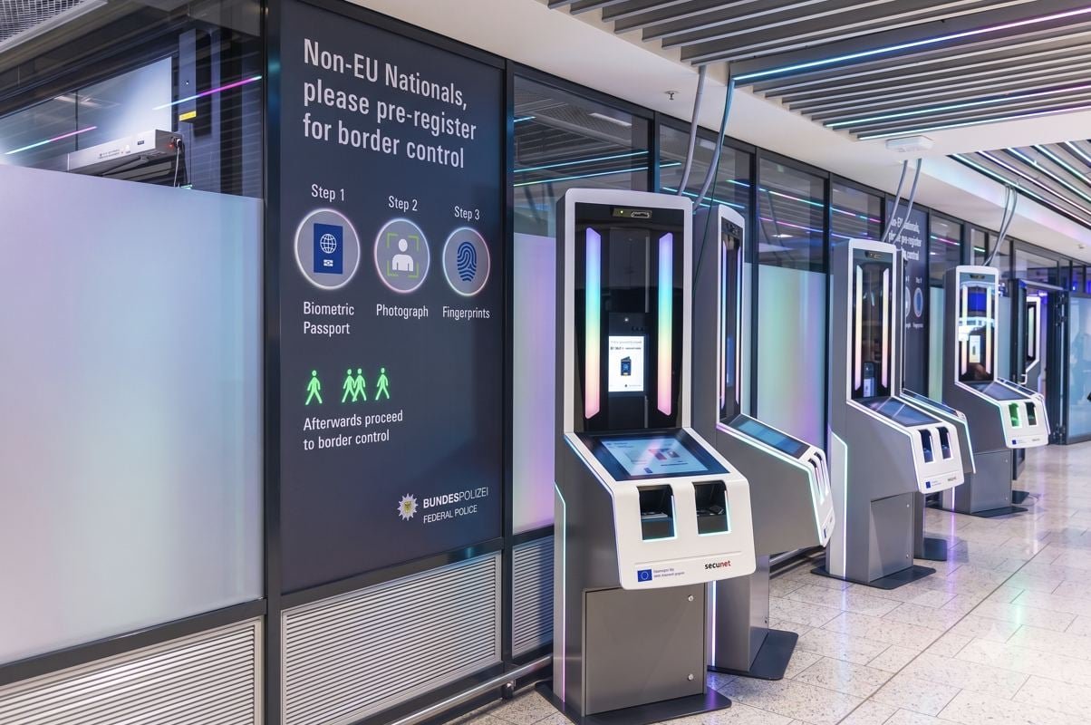 44,000 Travelers Denied Entry To Europe With New EES System: Here’s What You Need To Enter