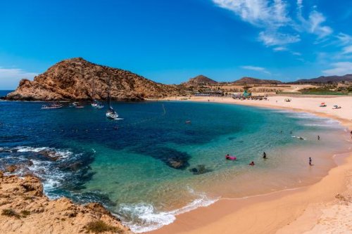Explore the Swimmable Beaches of Los Cabos