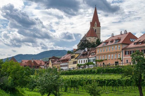 Places to Visit on the Danube River in Austria - Travelsewhere