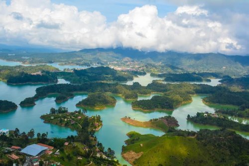 Day trip to the colorful city of Guatapé from Medellín, Colombia