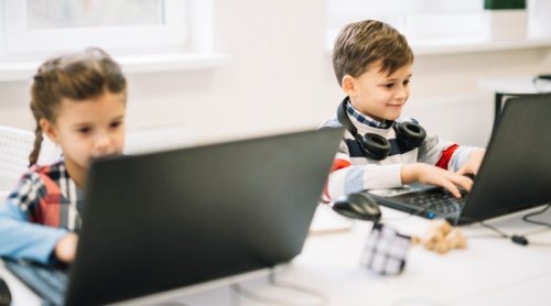 Google lanza cursos gratuitos para enseñar a los niños a programar