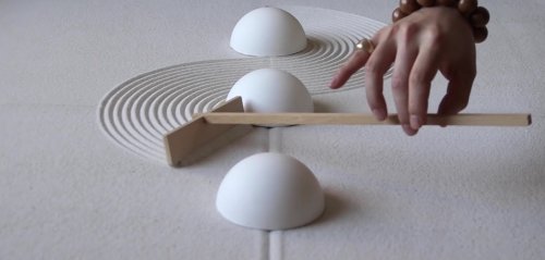 These Mesmerizing Zen Garden Videos Offer a Calming Antidote to Your Doomscrolling
