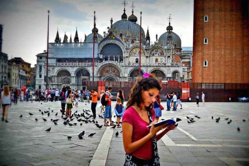 Why Learning New Languages And Travelling Go Hand In Hand!