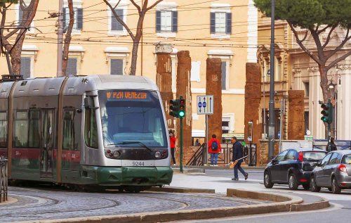 How to Use Rome's Public Transport System