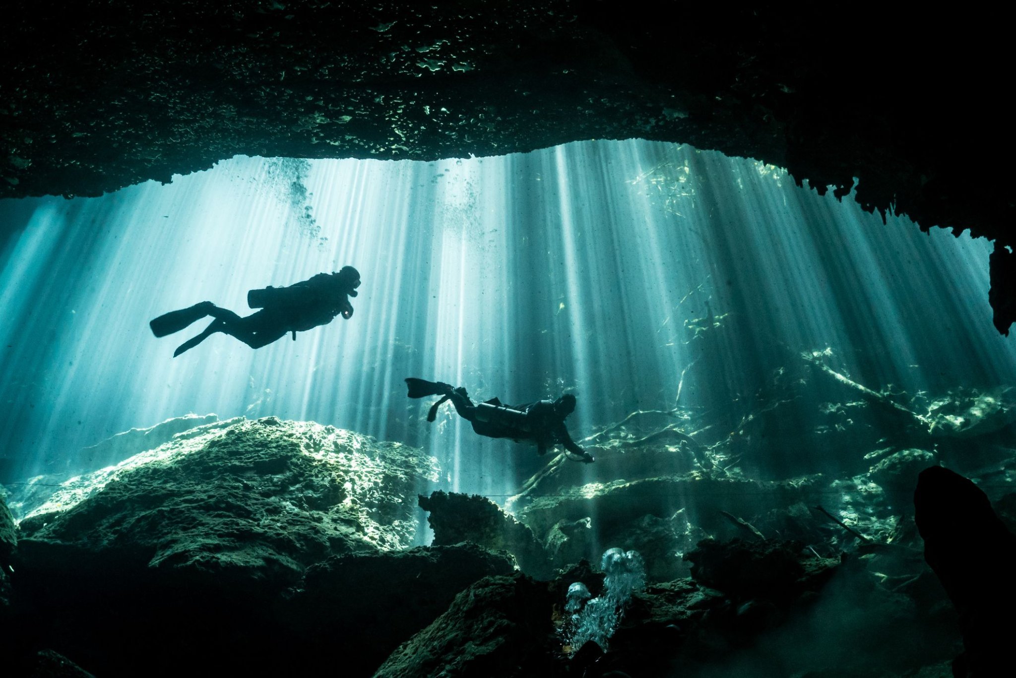 Plan the Ultimate Scuba Diving Trip With This Guide