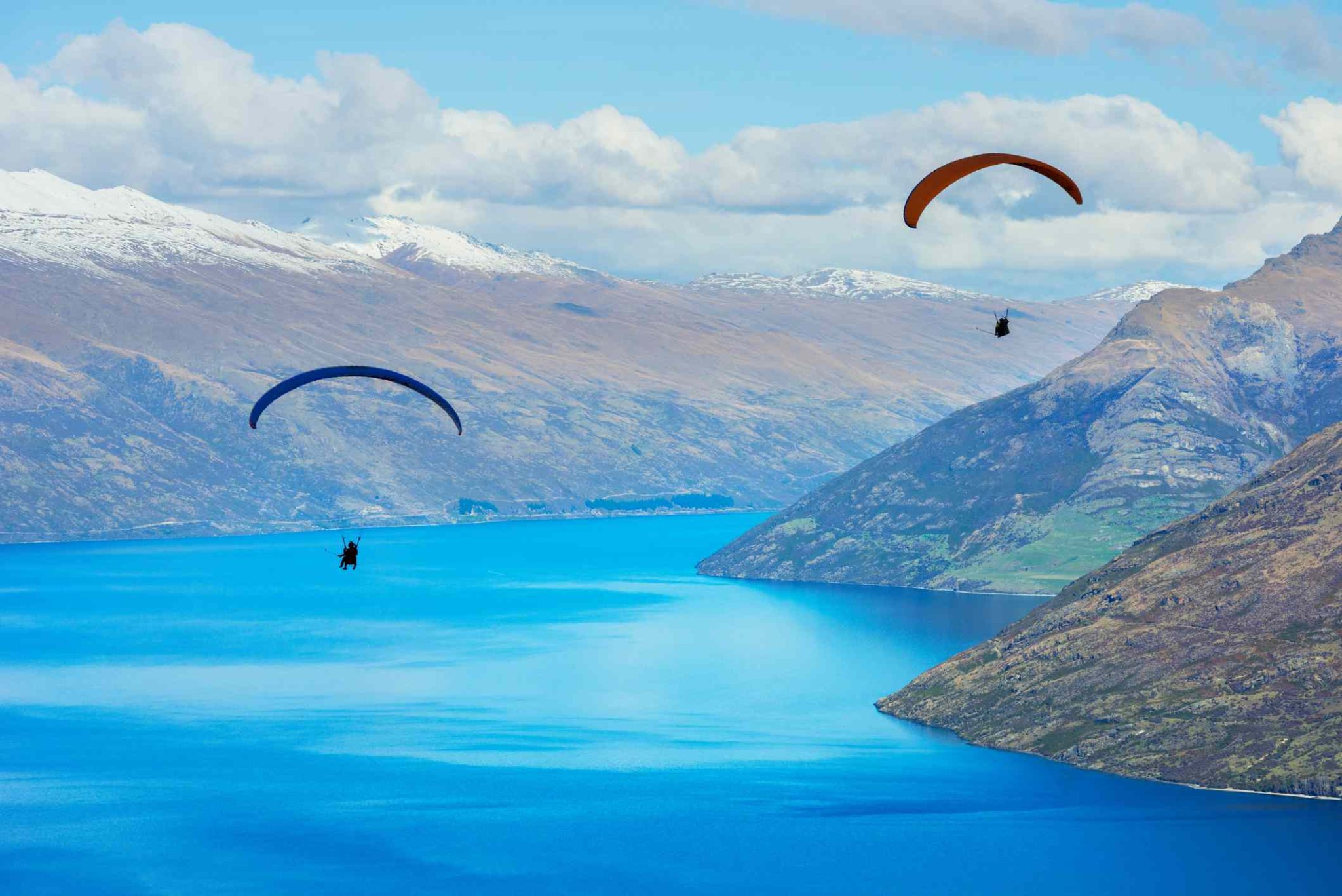 The Best Places in the World to Go Paragliding