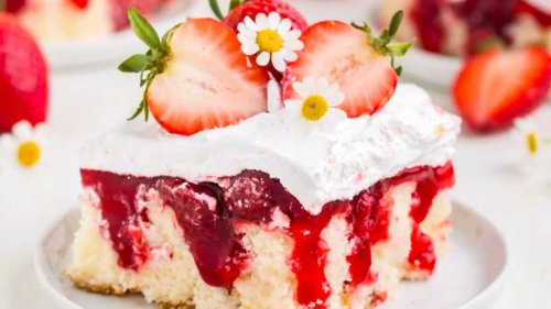 17 Strawberry Desserts That Are Simply Berrylicious