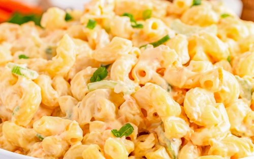 Hawaiian Macaroni Salad (Cold Pasta Salad)
