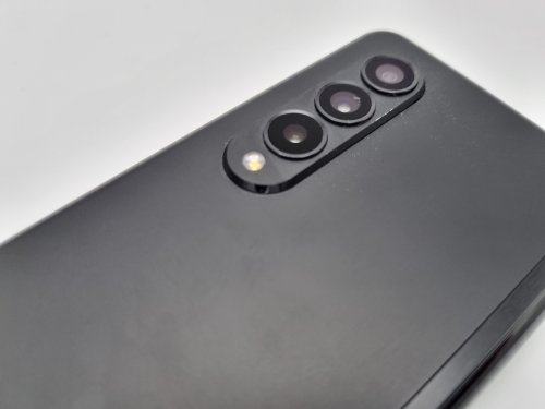 Samsung Galaxy Z Fold 4 tipped for better telephoto than Galaxy S22 Ultra