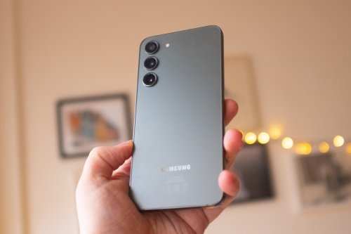 The Samsung Galaxy S23 is a budget phone with this fantastic deal