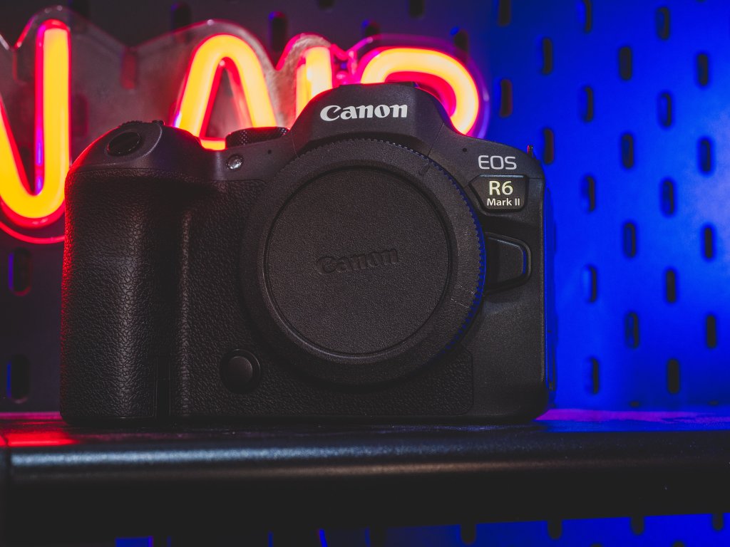 Best Black Friday 2023 Camera Deals - cover