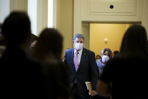 Manchin Threatens to Leave Democratic Party Over Social Infrastructure Bill