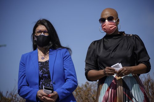 Tlaib and Pressley File Bill to Force Fed to Divest Banks from Fossil Fuels