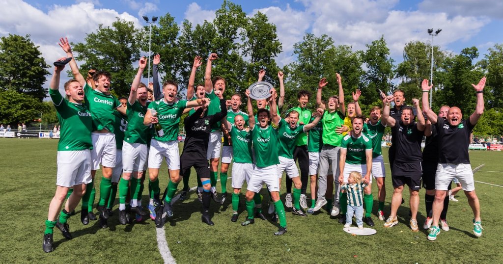 Amateurvoetbal - cover