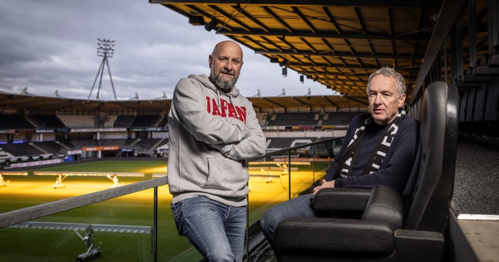FC Heracles - cover