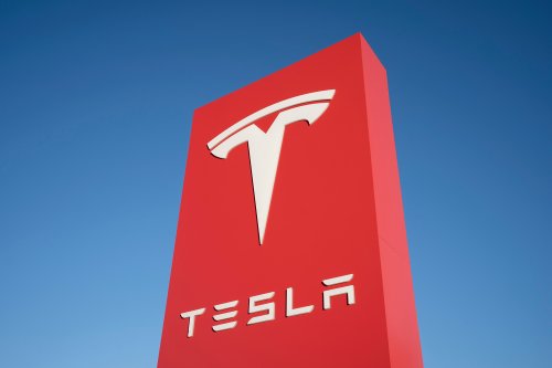 Tesla installe son siège social français à Saint-Ouen