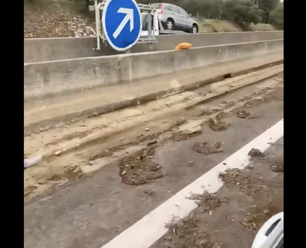 Toute l'actualité automobile 24/24 (Essais, Actualité, photos, conseils, vidéo) - cover