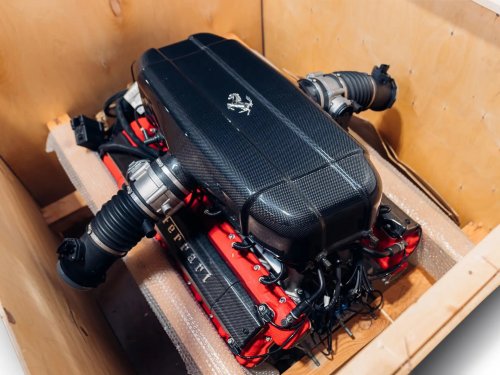 Ce moteur V12 Ferrari neuf va être vendu aux enchères
