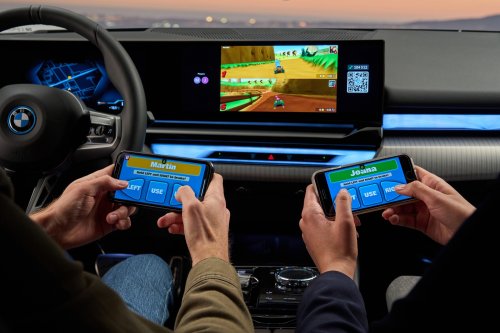 Comme dans les Tesla, jouez à des jeux vidéo sur l'écran de la BMW Série 5