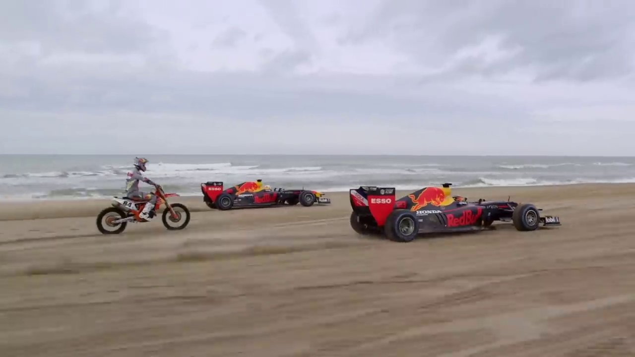 Vidéo : Verstappen et Albon parcourent les Pays-Bas au volant de leur Formule 1