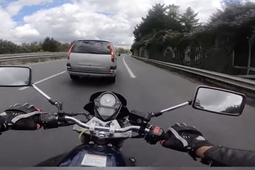 VIDEO - La violence de certains automobilistes envers les motards