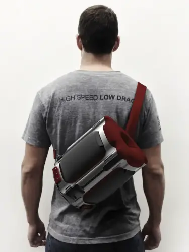 FuelME : A Messenger Bag for Bodybuilders or Fitness Trainers - Tuvie Design