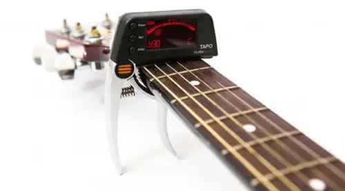 TAPO : Guitar Capo with Built-In Tuner by EditorsKeys - Tuvie Design