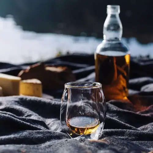 Norlan Whisky Glass Offers You a Perfect Whisky Drinking Experience - Tuvie Design