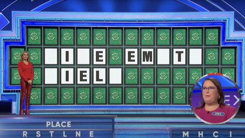 'Wheel of Fortune' Contestant Cries After 'Awful' Puzzle Costs Her $40,000