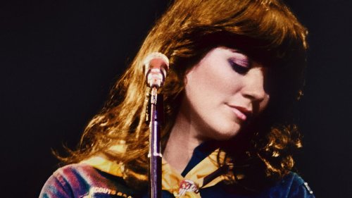The Famous Men Who Loved Linda Ronstadt, From Rock Stars to Hollywood Icons