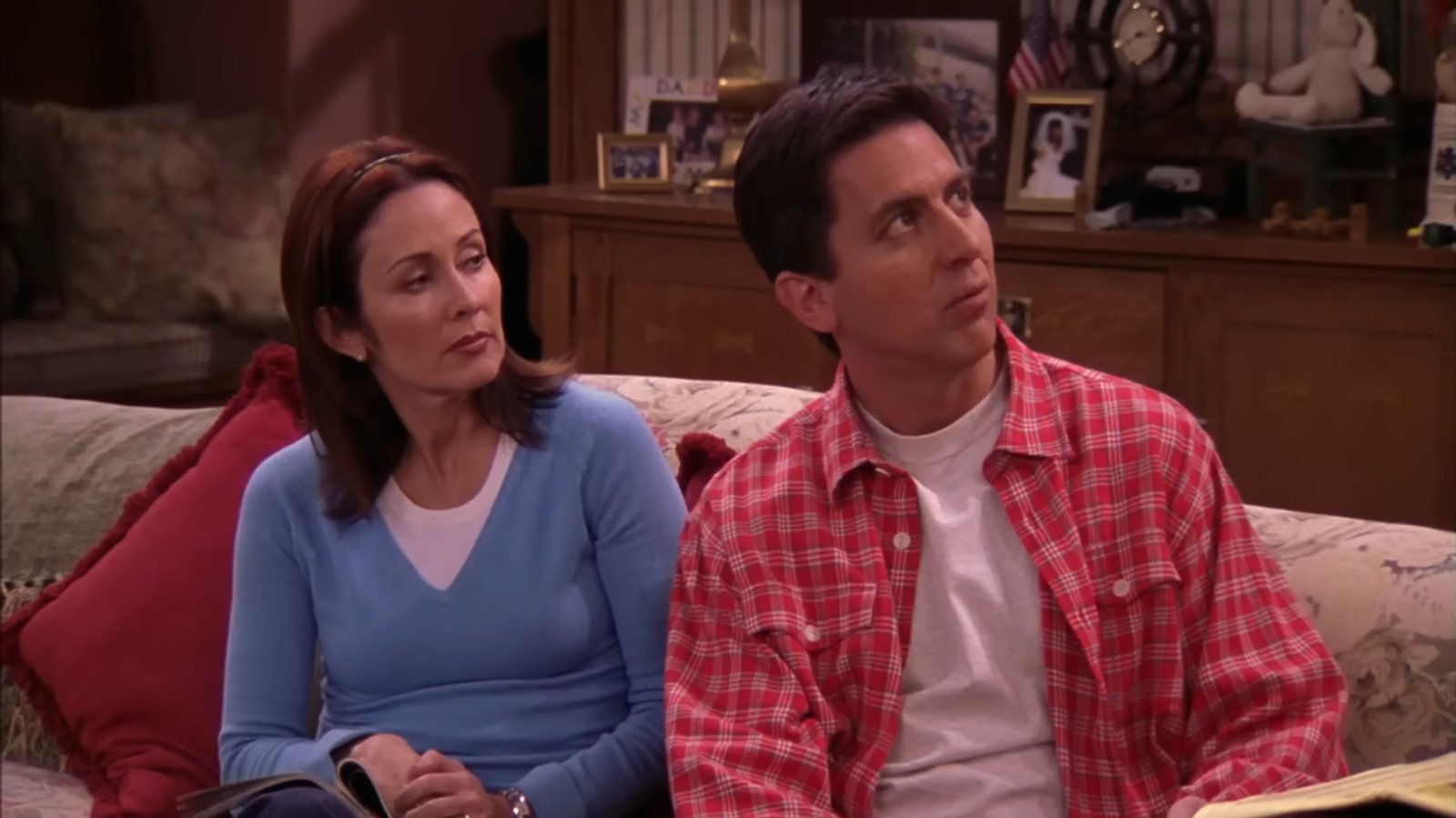 All 9 Seasons Of Everybody Loves Raymond, Ranked - cover