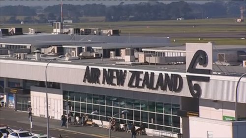 Twenty-seven domestic flights out of Auckland Airport affected by fog