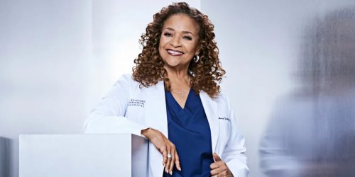 “Bring Your Butt Back Home”: Debbie Allen Asks Ellen Pompeo to Return To Grey’s Anatomy