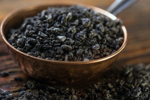 12 Best Organic Tea Brands to Reap Most Health Benefits - Twigs Cafe