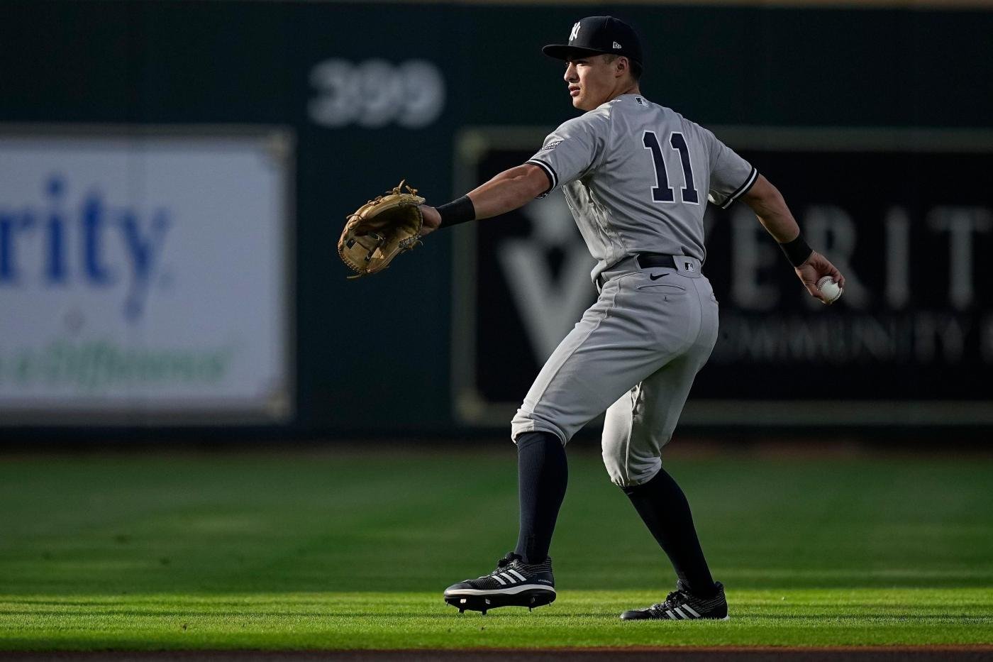 Frelick leaping catch preserves no-hit bid in 10th, Yankees and Brewers  tied 0-0