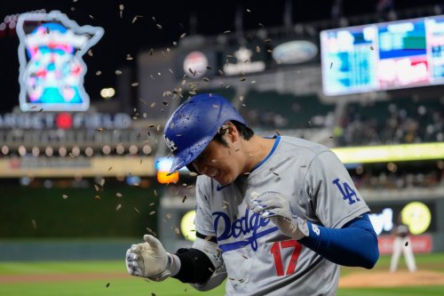 Shohei Ohtani puts on a show to lead Dodgers past Twins