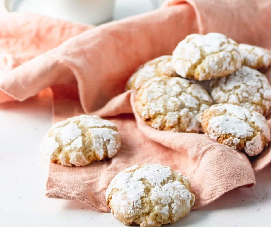 Vegan Amaretti Cookies Recipe: Perfect Dairy-Free Treat