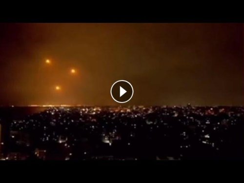 3 Orbs over Israel on a live French TV broadcast