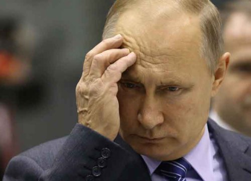 Vladimir Putin Displays Erratic Behavior Amid Reports About His Deteriorating Health