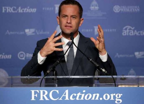 Kirk Cameron Rejected By 50 Libraries For Readings Of New Christian Children’s Book