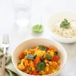 Curry végétarien au potimarron, chou-fleur et pois chiches